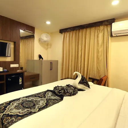 Hotel Golden Enterprise, Amritsar Exterior photo