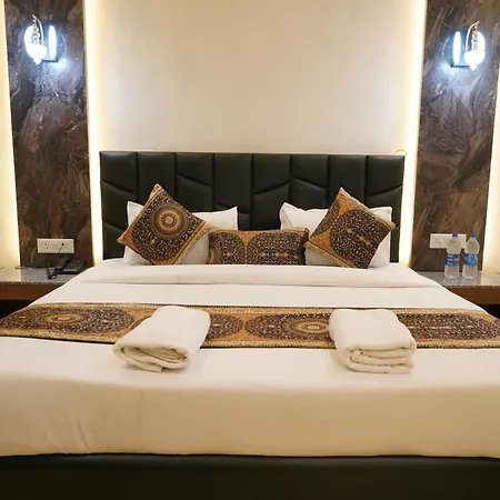 Hotel Golden Enterprise, Amritsar Exterior photo