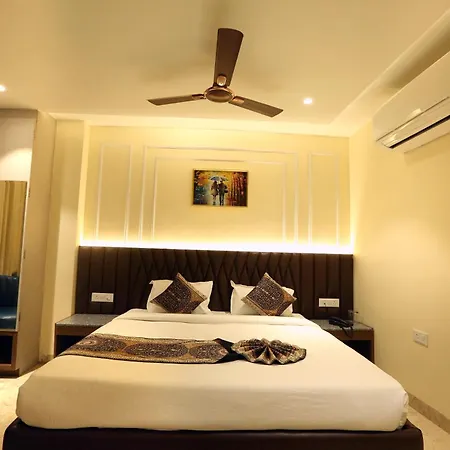 Hotel Golden Enterprise, Amritsar Exterior photo