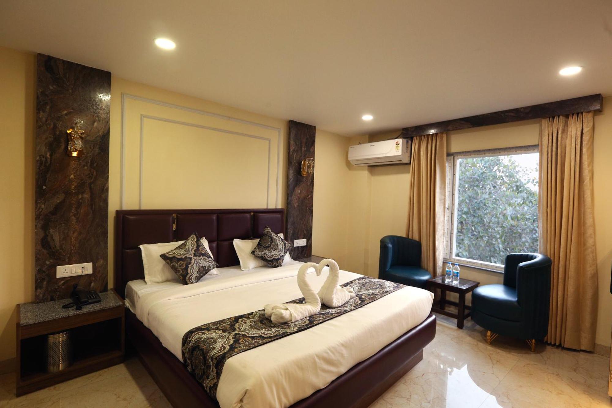 Golden Enterprise, Apartment Amritsar